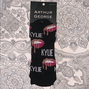 Arthur George KYLIE socks